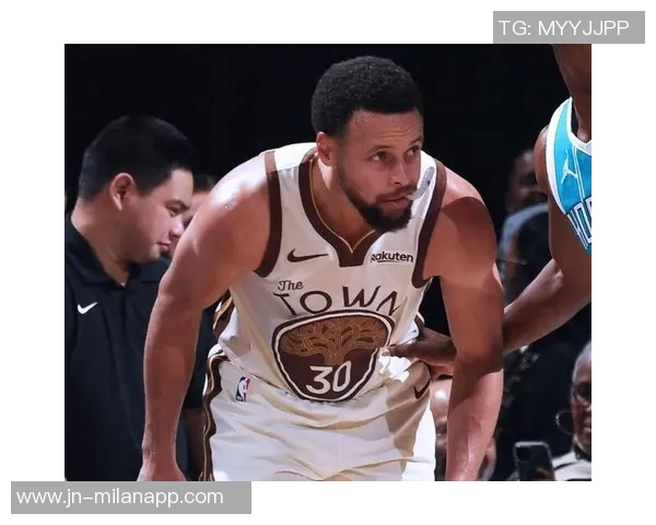 库里面对黄蜂防守毫不在意曾经经历更为严酷的挑战与考验